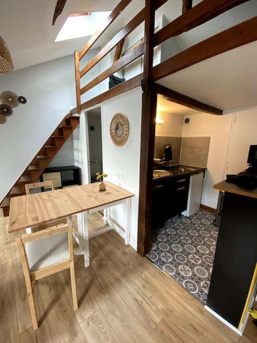 Le Cocon - Appartement En Hyper Centre Блоа Екстериор снимка